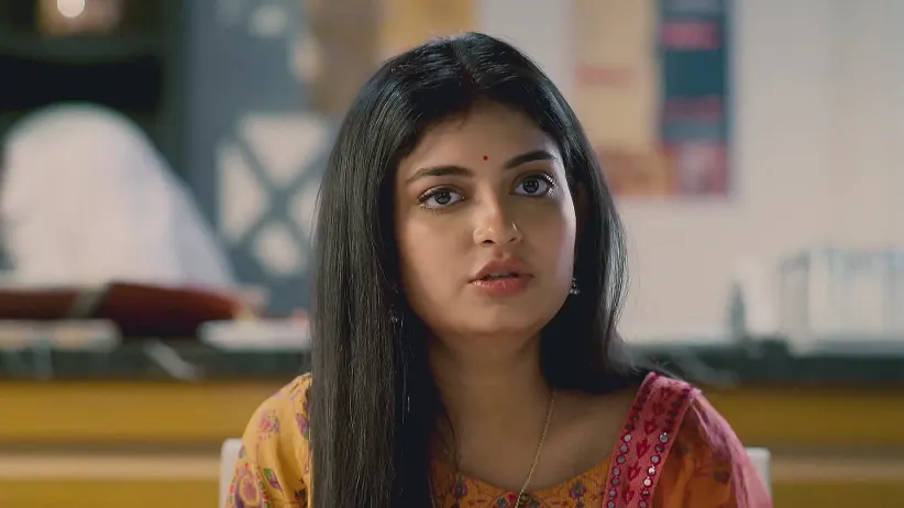 Atreyi Seeks Sarthak's Cooperation in Her Plan