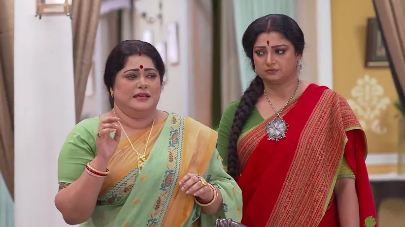 Bijaya Tries to Protect Adi - Anondi