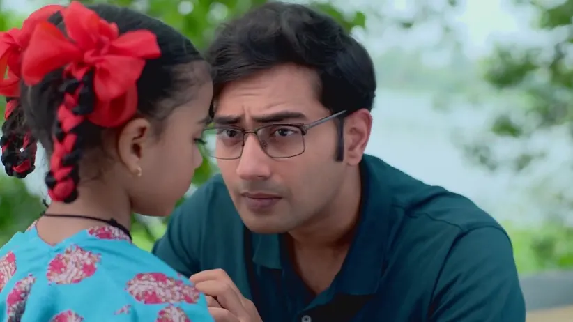 Prokash Wishes for an Heir - Duggamoni O Bagh Mama