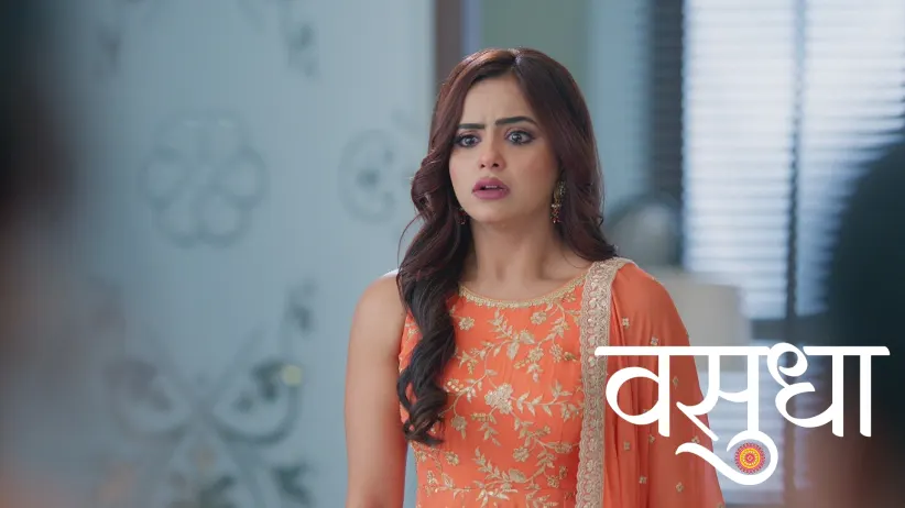 Chandrika Asks Karishma to Leave the House