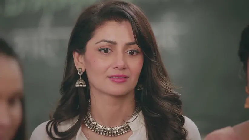 Bhavani Finds Out the Truth about Virat