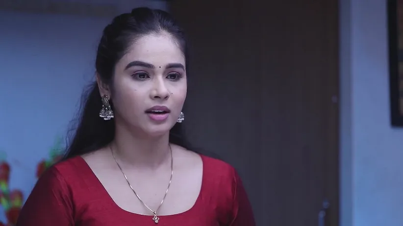 Janani Tries to Persuade Siva's Family