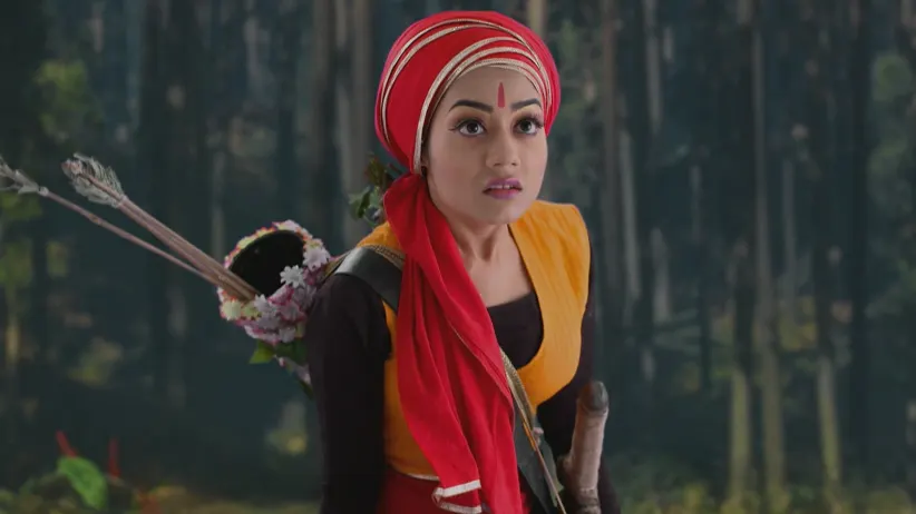 Parul Falls Prey to Vandevi's Anger