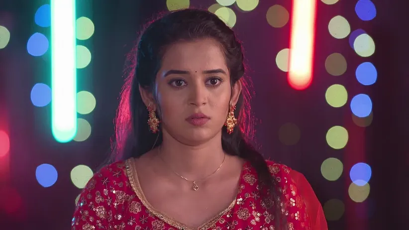 A Woman's Suggestion for Mani - Tu Khara Mun Chaai