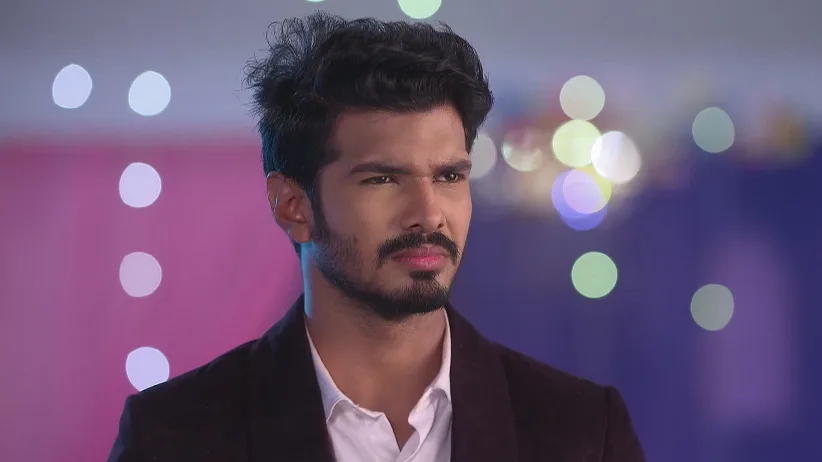Disha Scolds Abhi