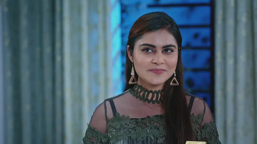 Mannat Worries about Her Career - Mannat