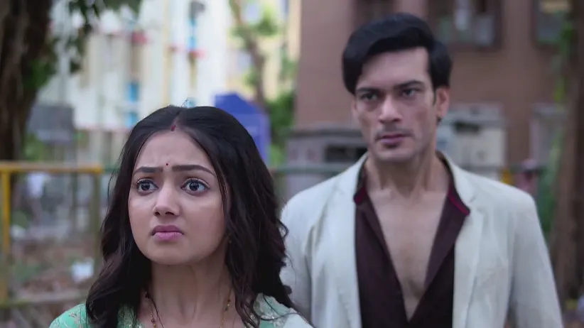 Jamal Informs the Cops that Rudra Is Rajababu - Phulki