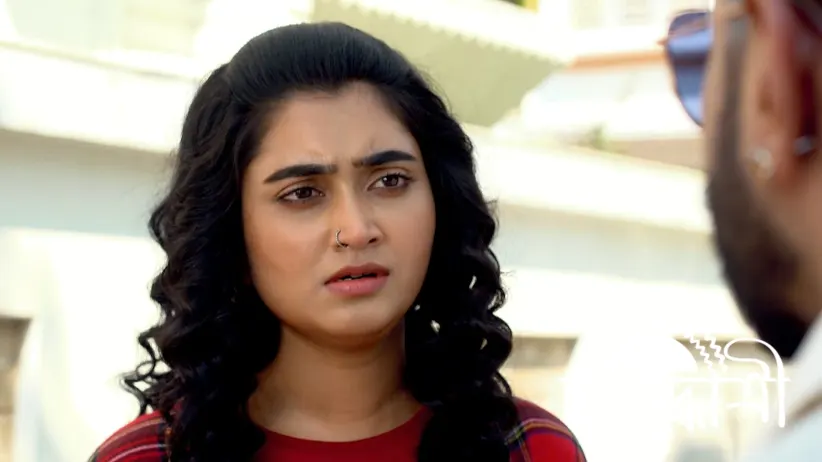 Durga Shares Her Apprehension with Rajnath
