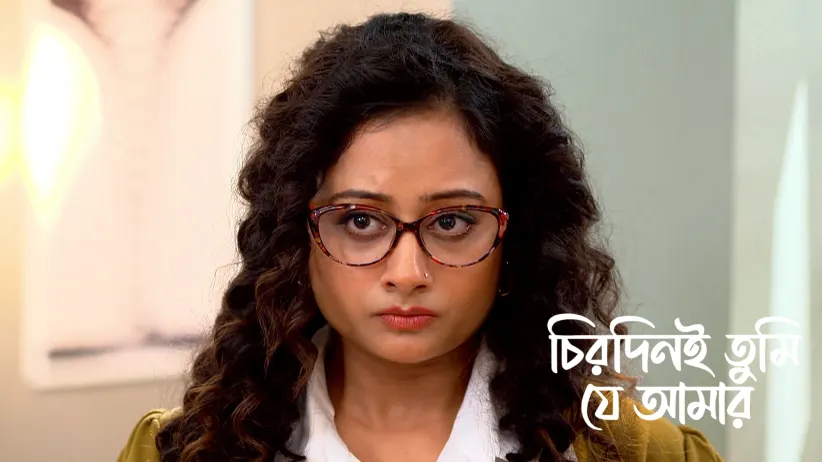 Arya Urges Apu to Prove Her Worth