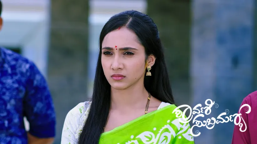 Kantamma Creates a Scene over Shravani's Spendings