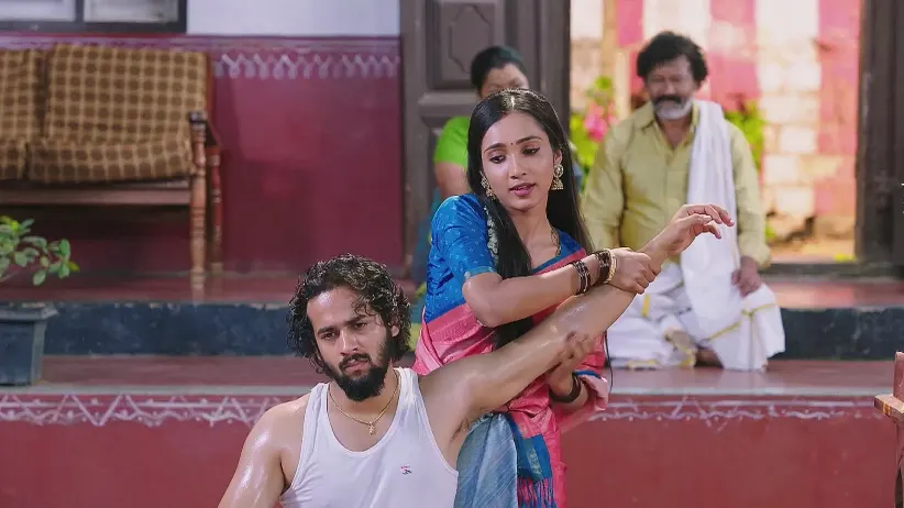 Shravani Troubles Subbu - Shravani Subramanya