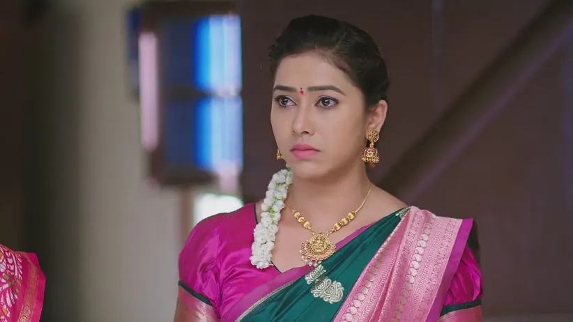 Kanthi Asks Sneha's Opinion about Sanjay