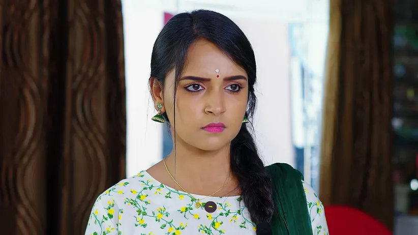 Govardhan Suspects Geetha's Bond with Govinda