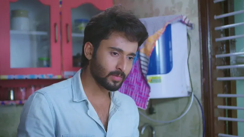 Chirag Helps Vatsala with Cooking - Brahmagantu