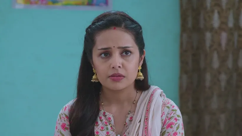 Adhipati Misses Akshara - Tula Shikvin Changlach Dhada