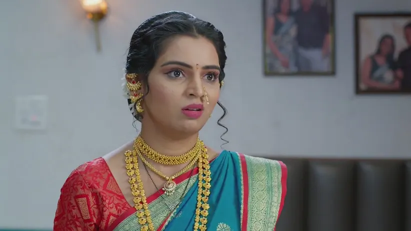 Divya Seeks Keerti's Help