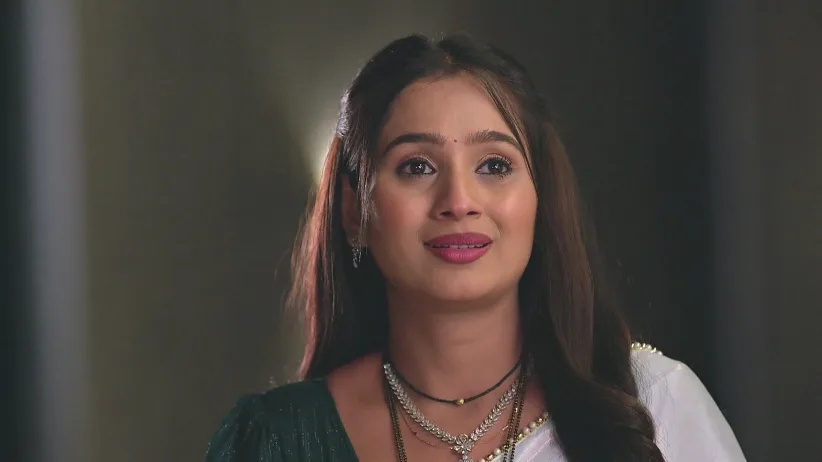 Janhavi Is Puzzled Due to Shriniwas' Question - Lakshmi Niwas