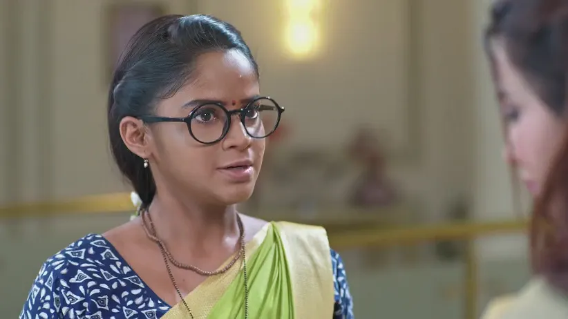 Savali Tells Asmi She Trusts Sarang - Savalyachi Janu Savali