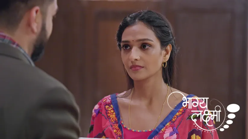 Shanaya Arrives to Meet Malishka