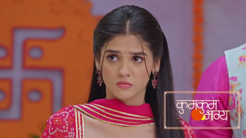 Payal Runs into Her Boyfriend at the Temple