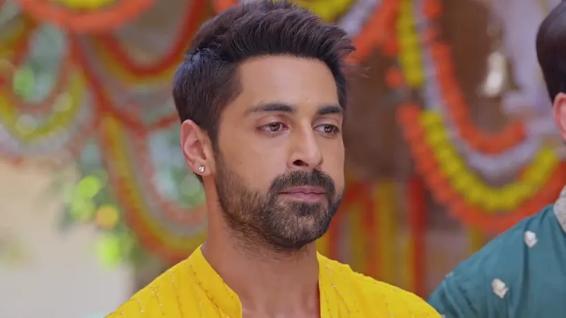 Payal Bumps into Her Boyfriend