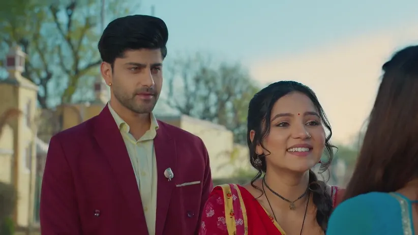 Devansh Asks Divya if She Will Marry Avinash - Vasudha