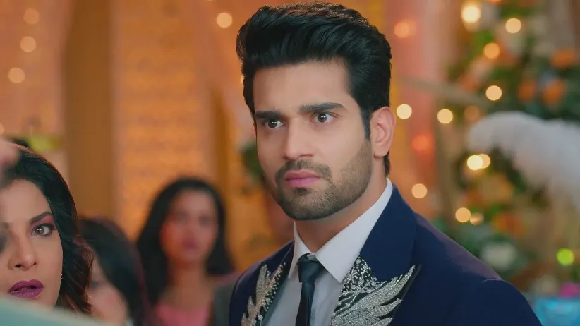 The Employees Insult Neel - Jamai No. 1