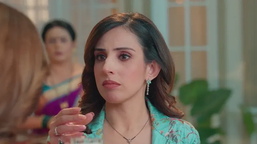 Kamlesh Tries to Give Neel a Drugged Drink - Jamai No. 1