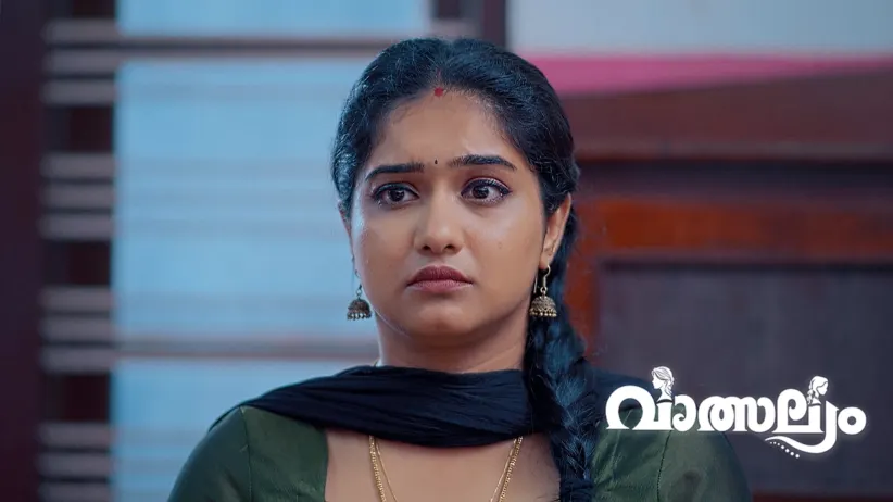 Mythili Seeks Saheera's Help