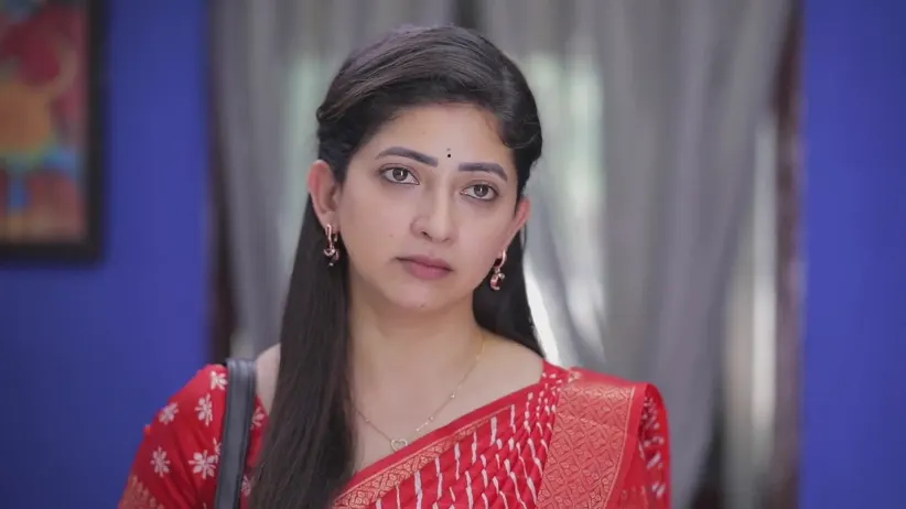 Kannatha Argues with Bharathi