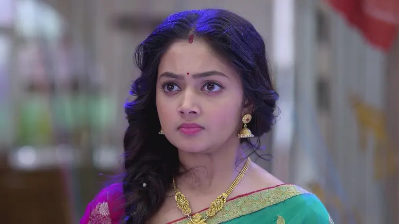 Ishita Blames Phulki for Her Plight - Phulki
