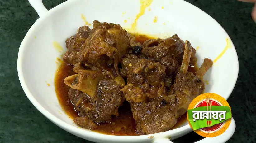 Chhanchi Peyaj Mangsho and Mashla Bhaat