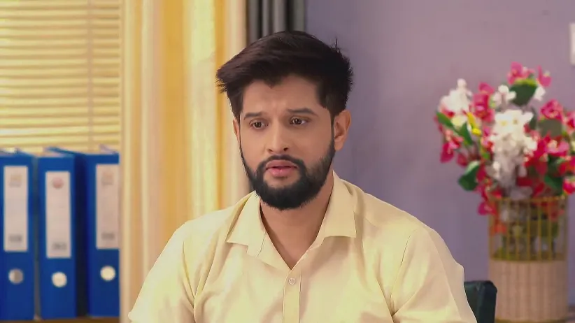 Raj and Shree Await the Investor - Amar Sangi