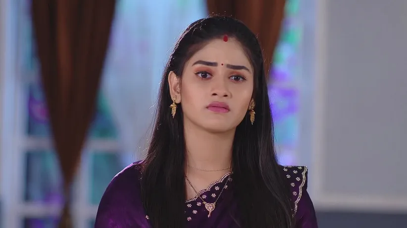 Akshay Learns about Priya's Whereabouts