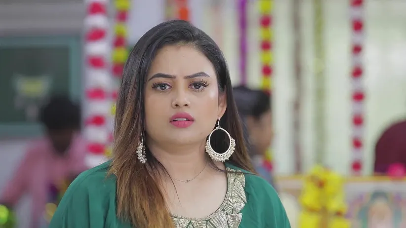 Bharathi's Return Disappoints Mithra - Idhayam