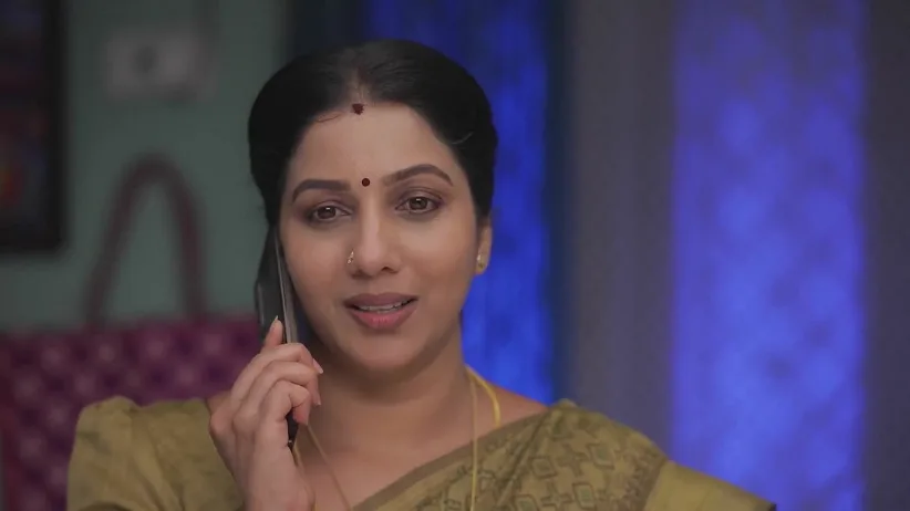 Lakshmi Calls Aadhi