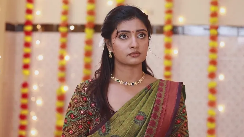 Durga Reassures Devi - Maari