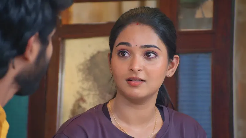 Dhanalakshmi Refuses to Buy New Shoes 