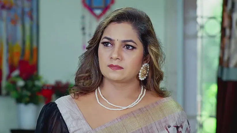 Hasini and the Others Mock Atmalinga - Trinayani