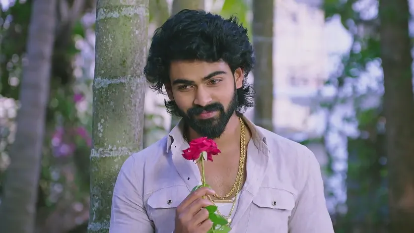 Puttakka's Guidance to Kanthi for Love Confession