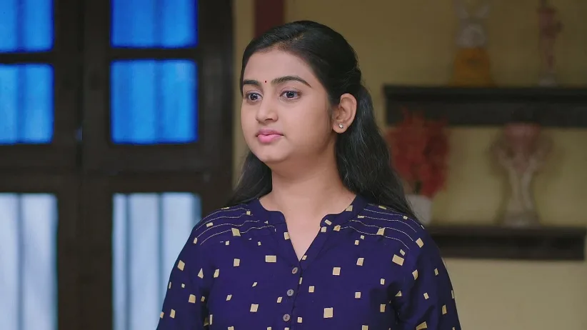 Gangadhar Asks Sneha to Accept the Suitor
