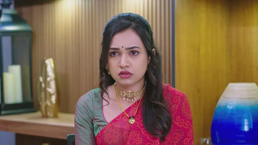 Sharvari Poisons Nidhi's Mind - Shrirasthu Shubhamasthu