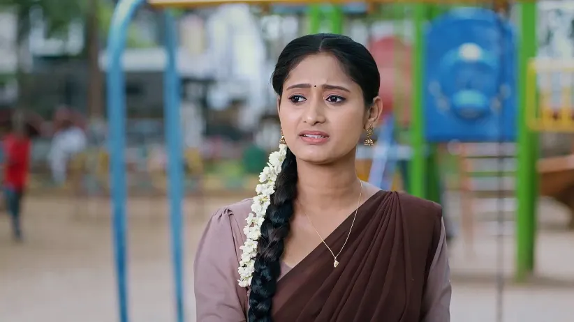 Hitha's Bond with Durga Surprises Sharath