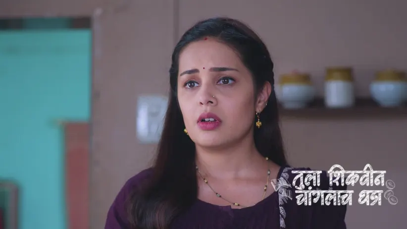 Charuhas Proposes to Bhuvaneshwari