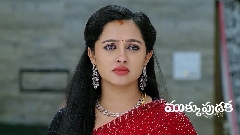 Avani Gets Ready to Attend the Reunion