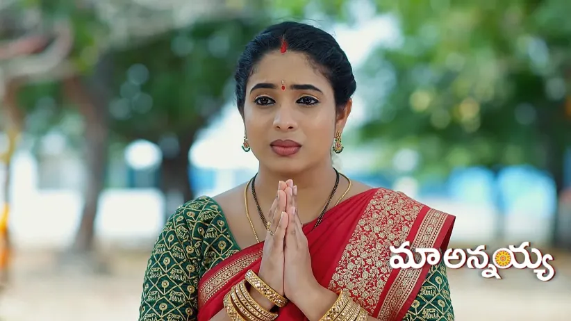 Amrutha Gets Bitten by the Snake