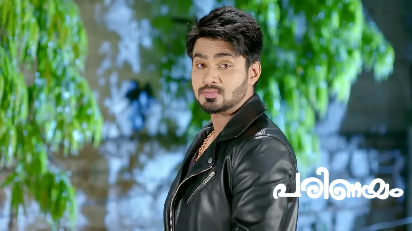 Muthassi Has a Word with Sridhar