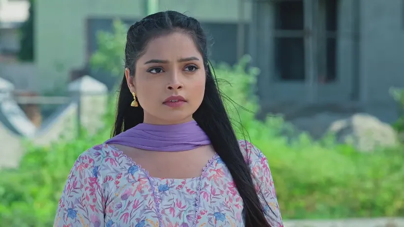 Aditya Keeps Mukesh from Leaving - Kashni