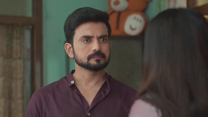 Ashok Asks Shikhar to Apply Vermillion to Avani