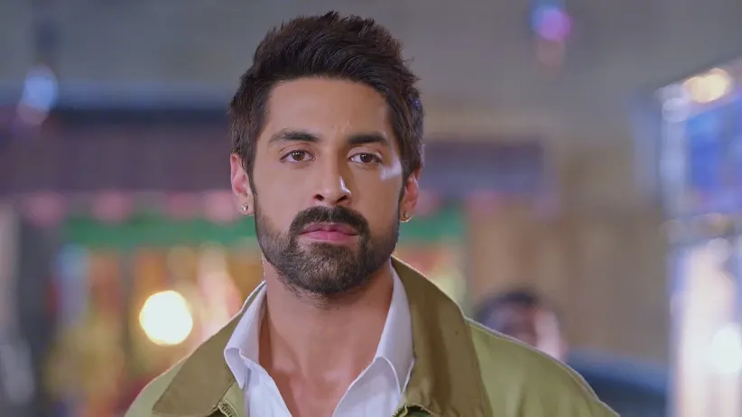 Raunak Bumps into Bhavesh's Friend